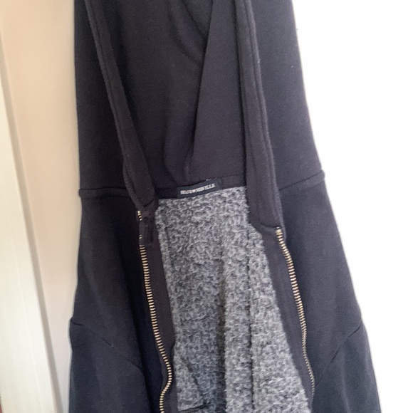 Brandy Melville jacket - Picture 3 of 3